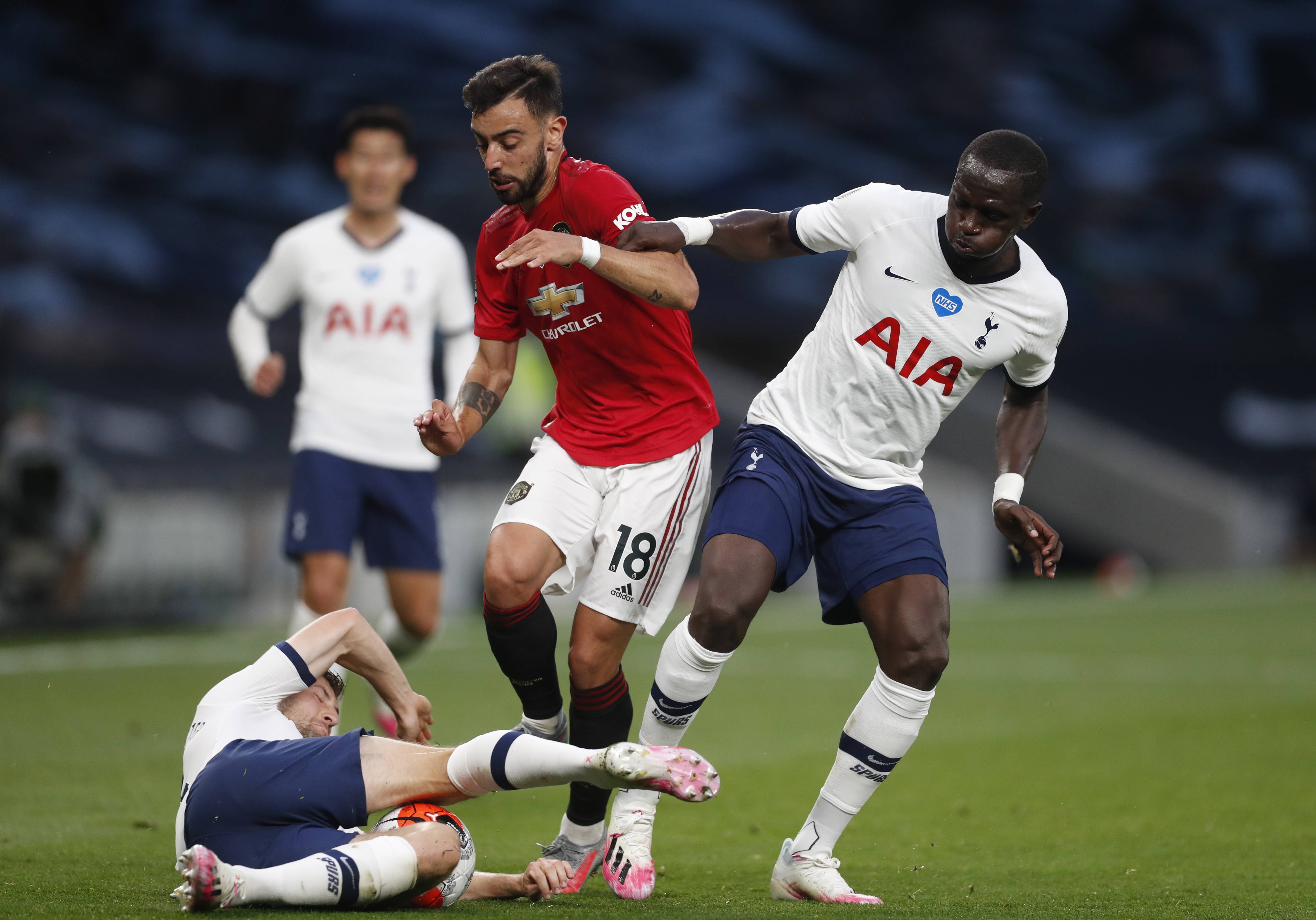 由于曼城中 由于曼城中